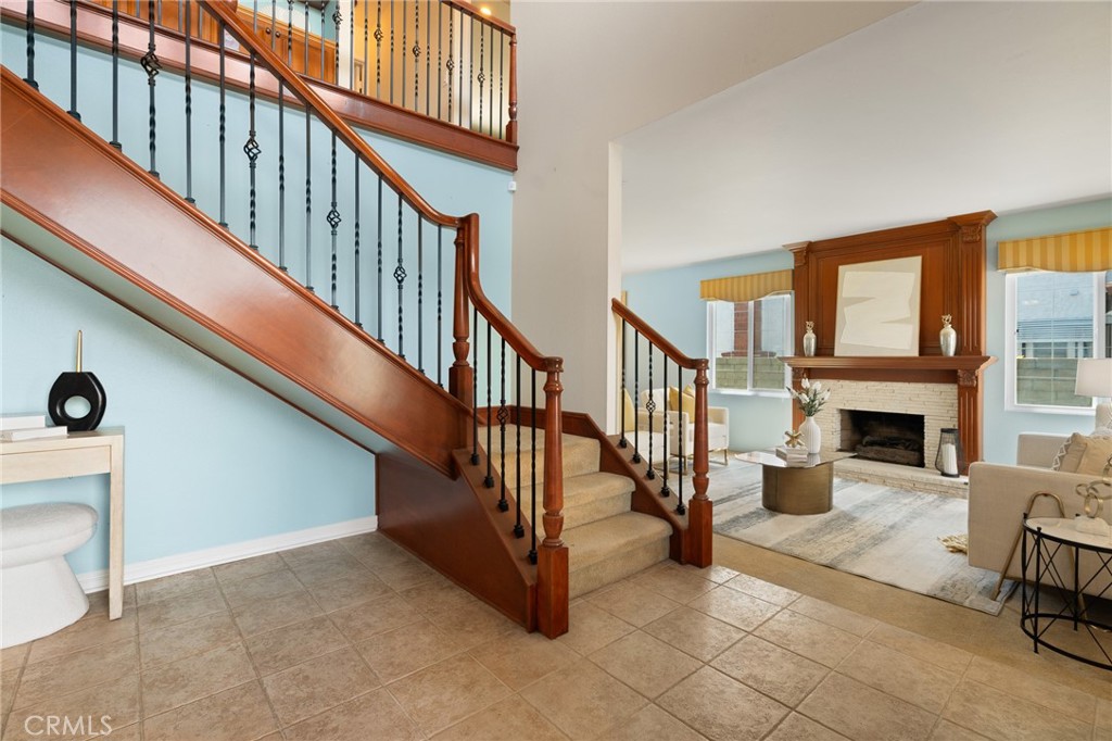 2528 Larkwood Drive