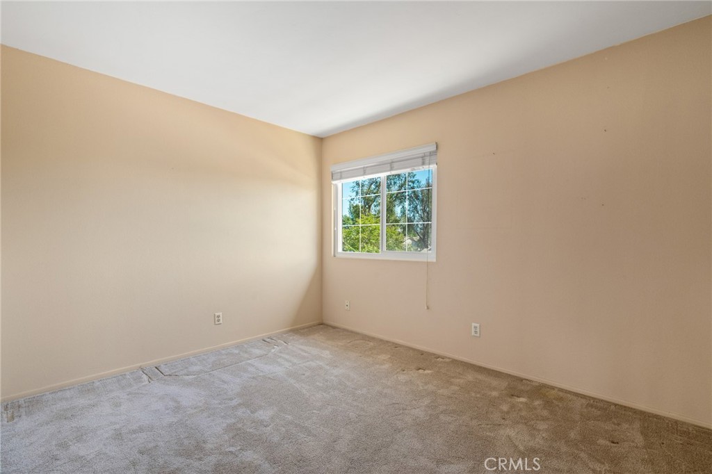2528 Larkwood Drive