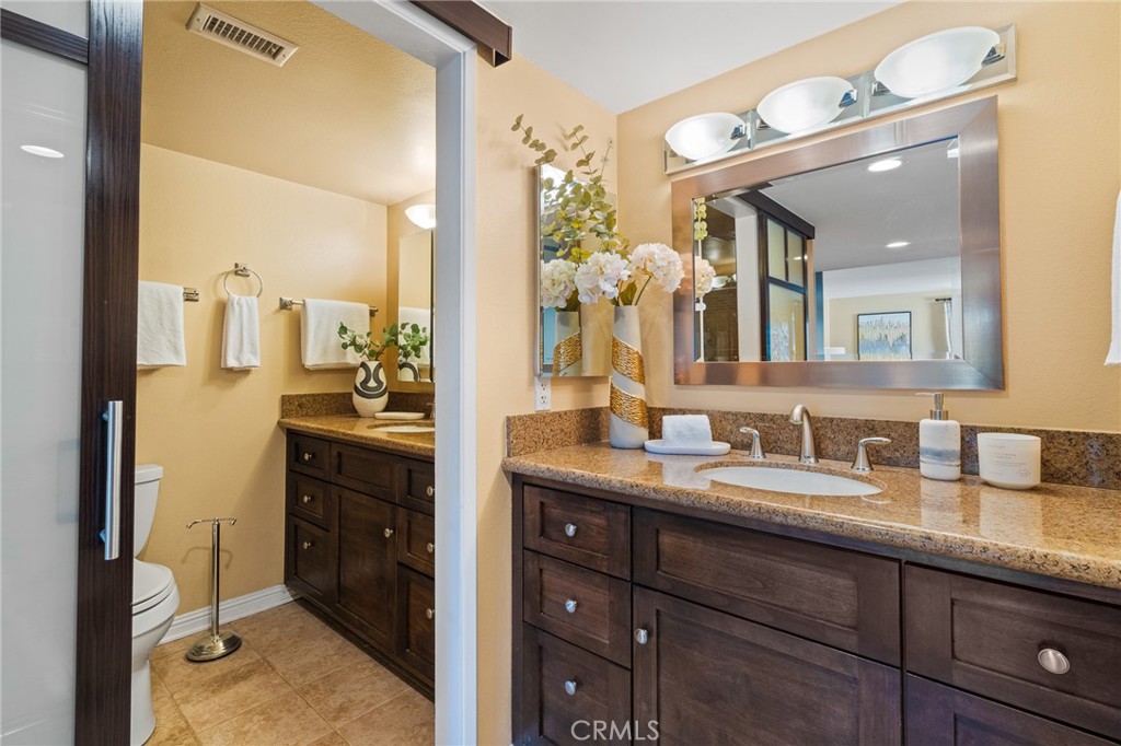 2528 Larkwood Drive