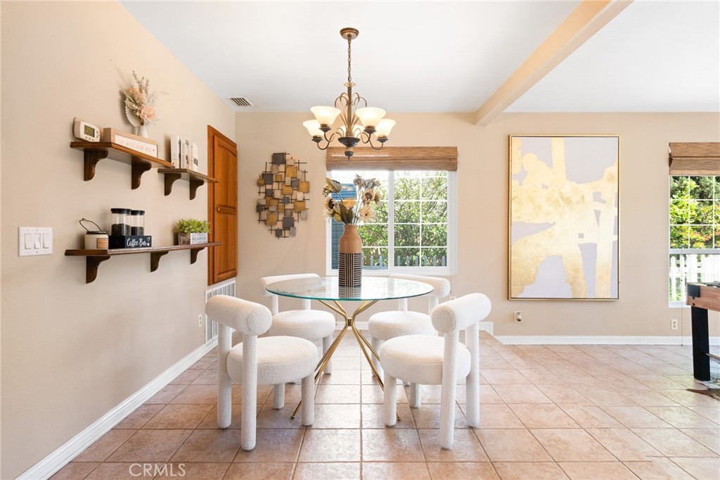 2528 Larkwood Drive