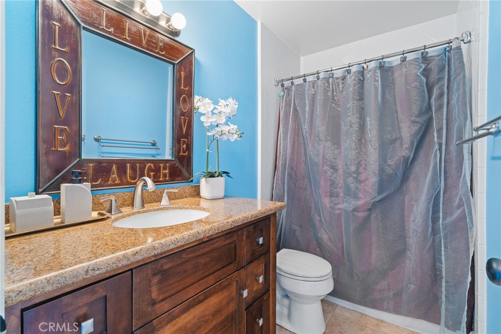 2528 Larkwood Drive
