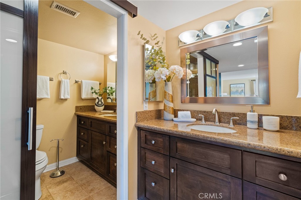 2528 Larkwood Drive