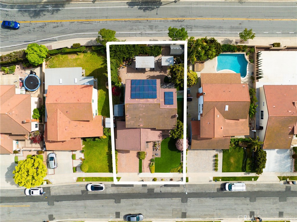 2528 Larkwood Drive