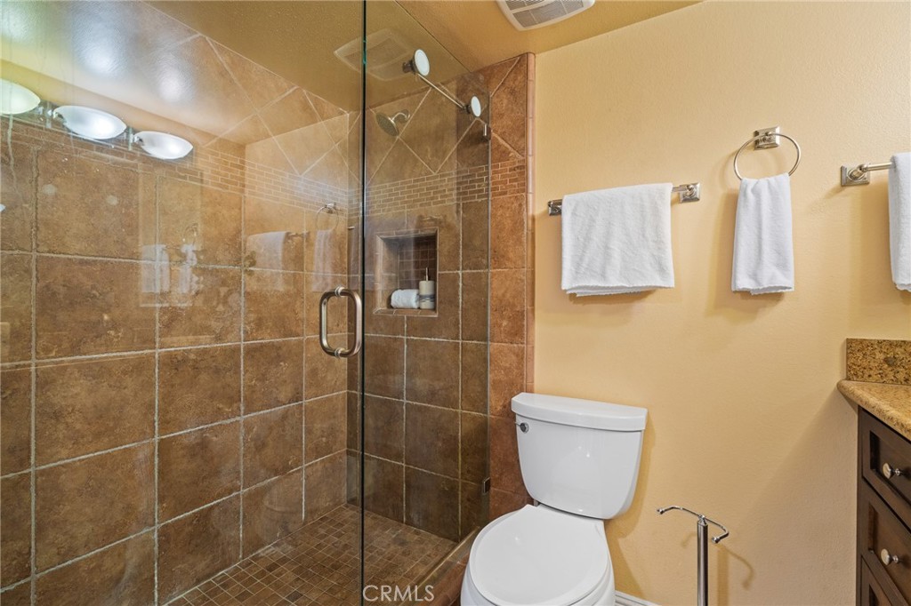 2528 Larkwood Drive