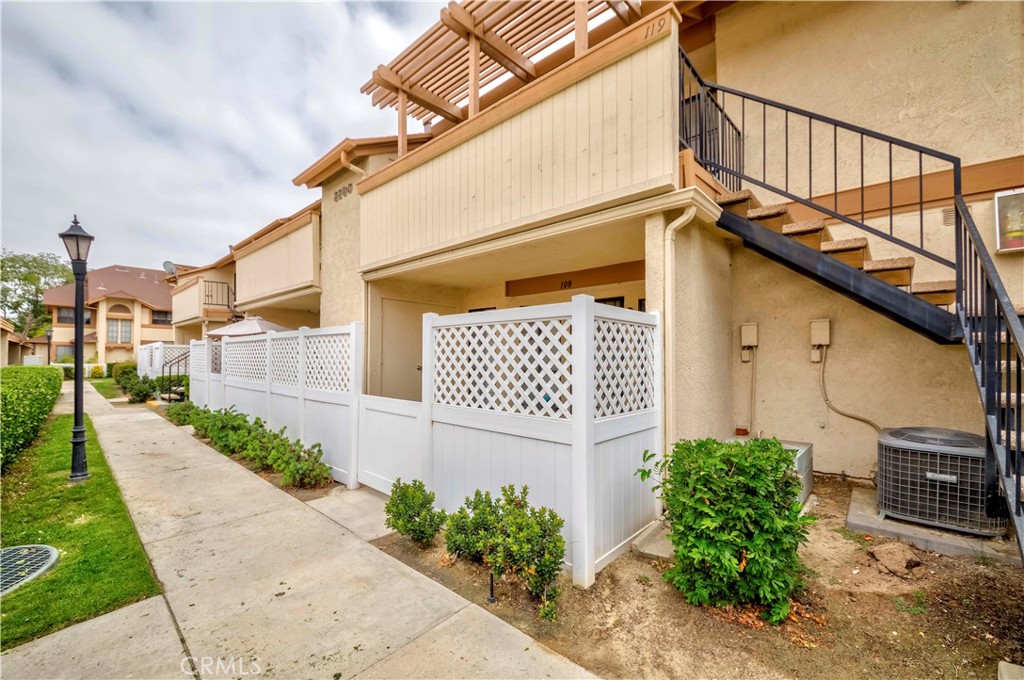 2200 Cheyenne Way 108