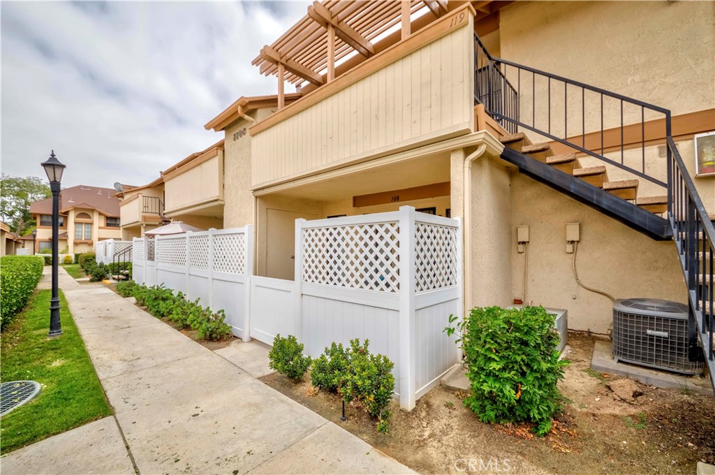 2200 Cheyenne Way 108