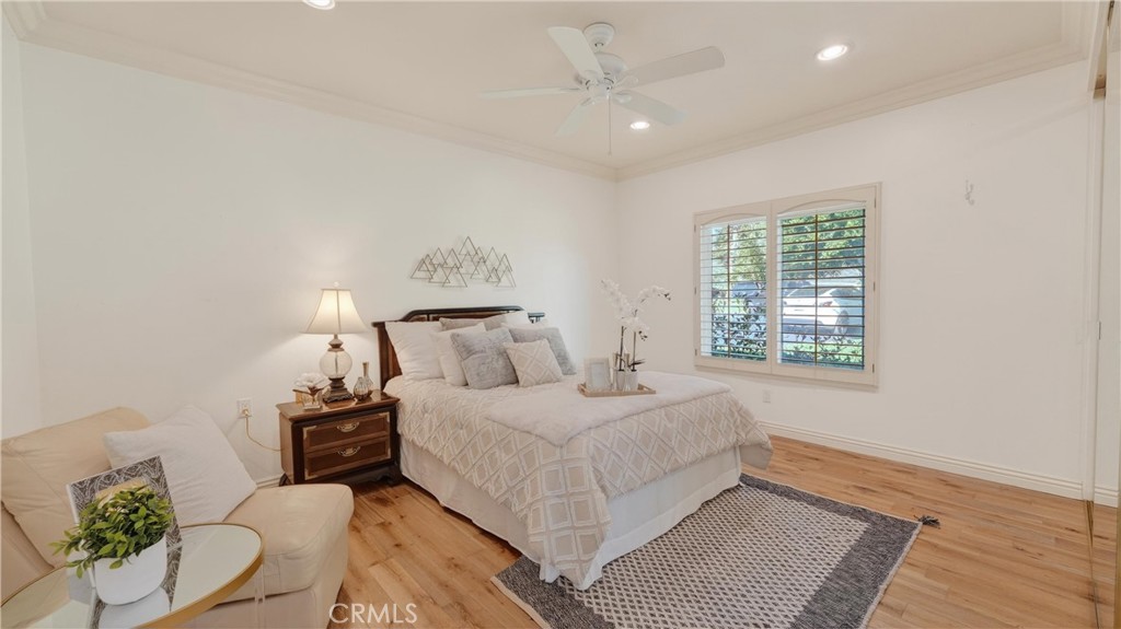 5596 Vista Del Mando S A