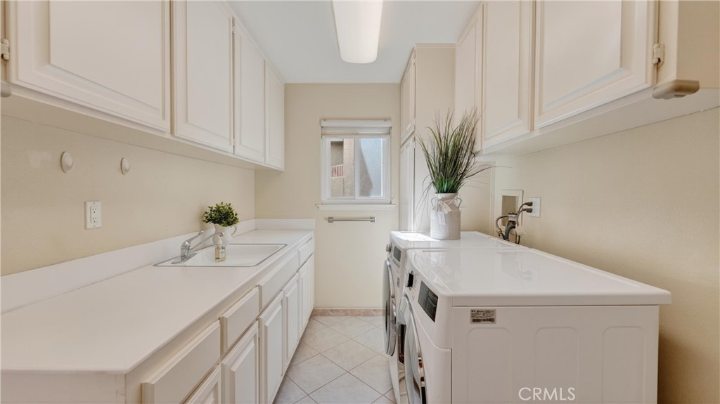 5596 Vista Del Mando S A