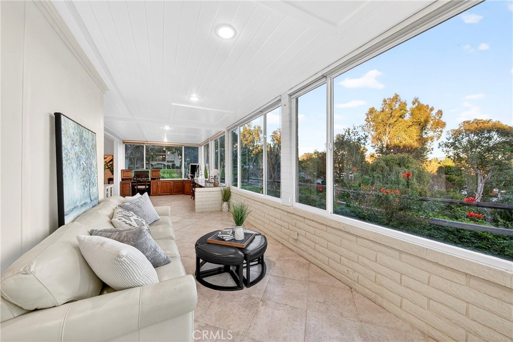 5596 Vista Del Mando S A