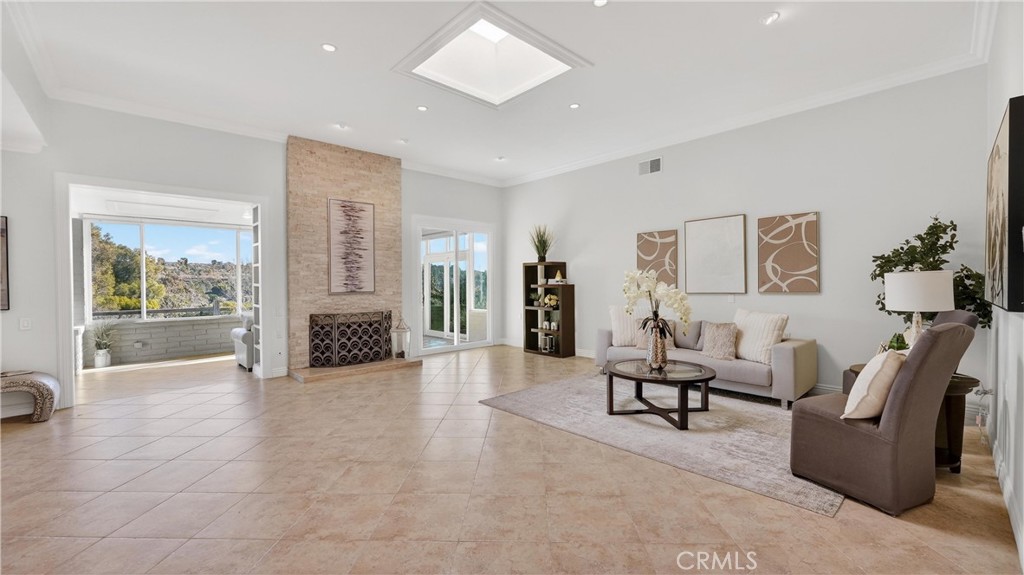 5596 Vista Del Mando S A