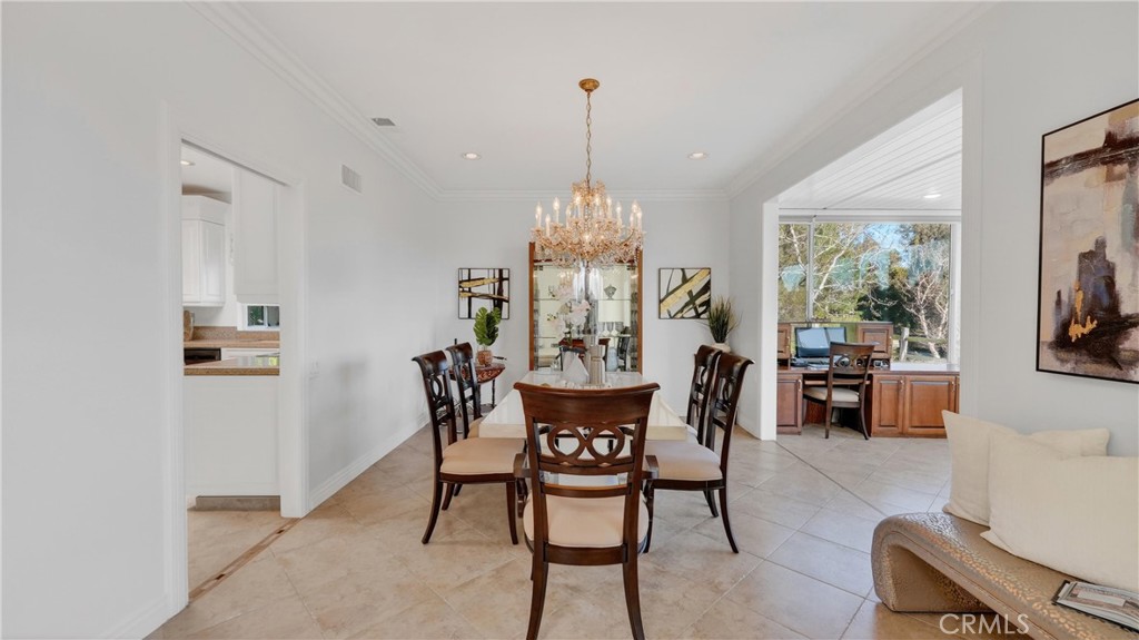 5596 Vista Del Mando S A