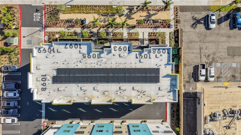 1093 N Harbor Boulevard