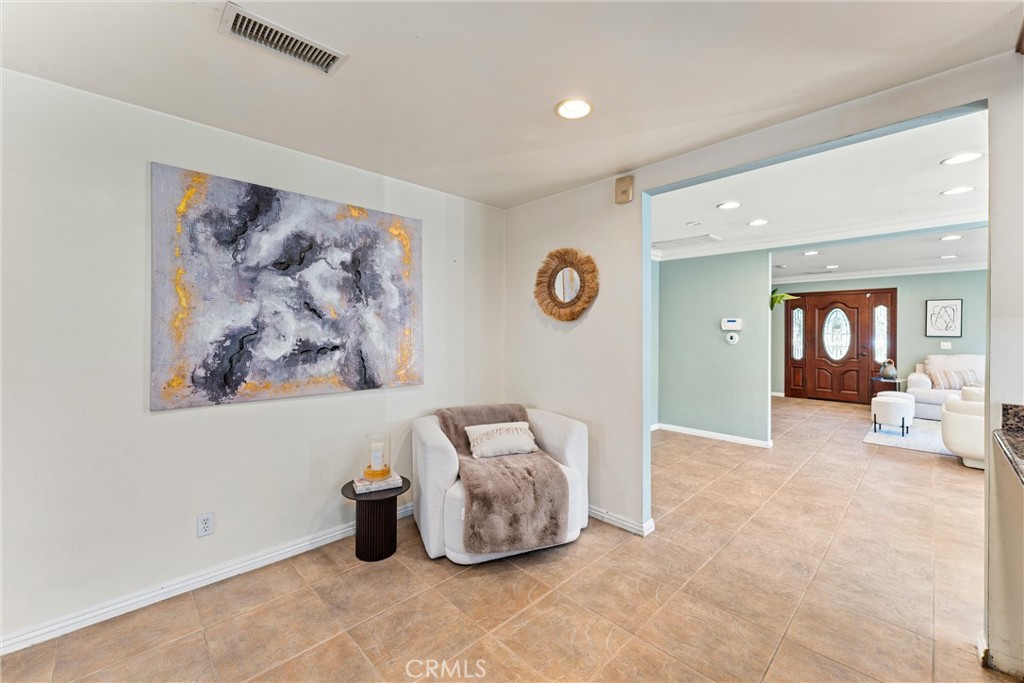 572 W Montana Street