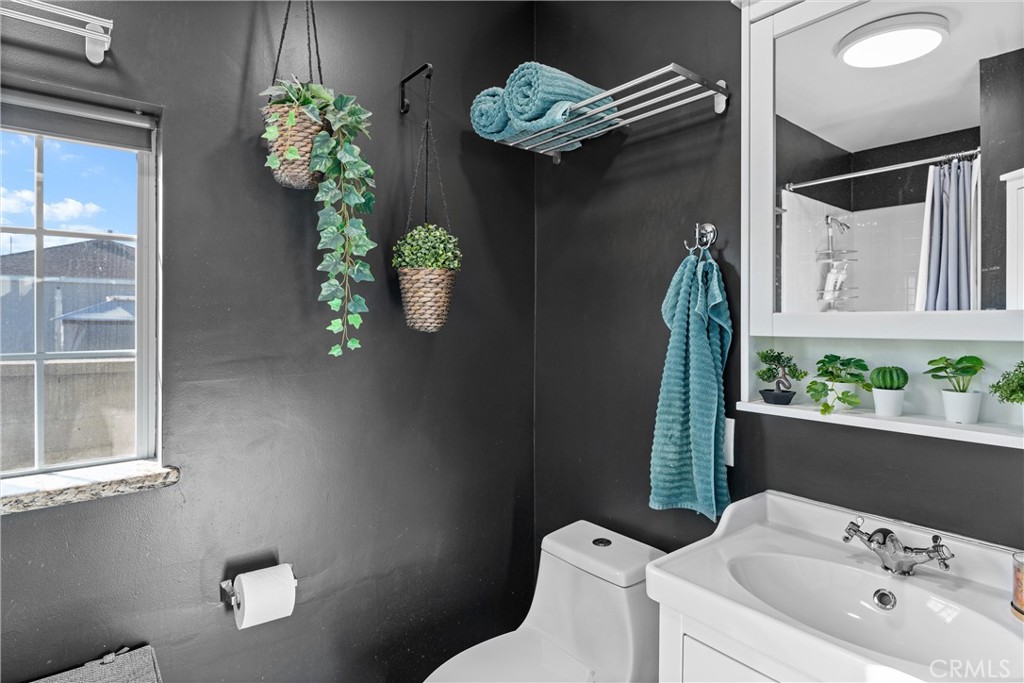 572 W Montana Street