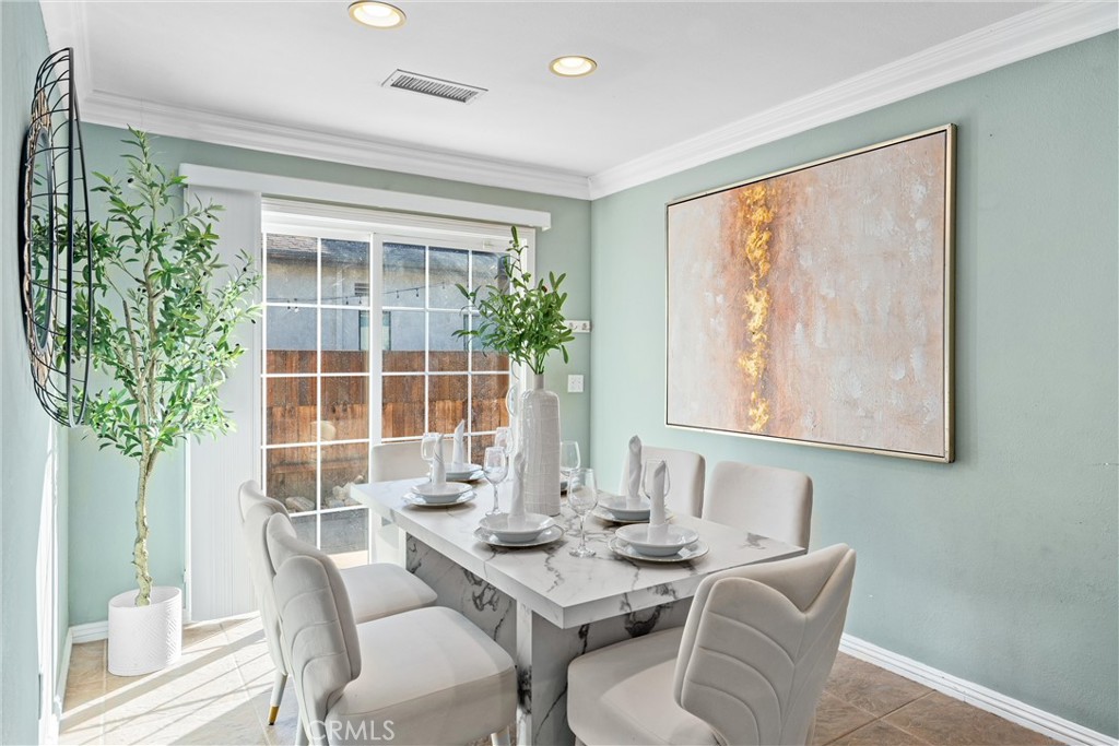 572 W Montana Street