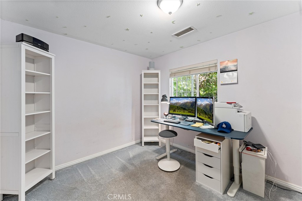 572 W Montana Street