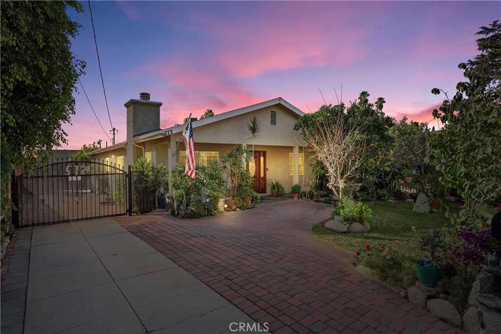 572 W Montana Street