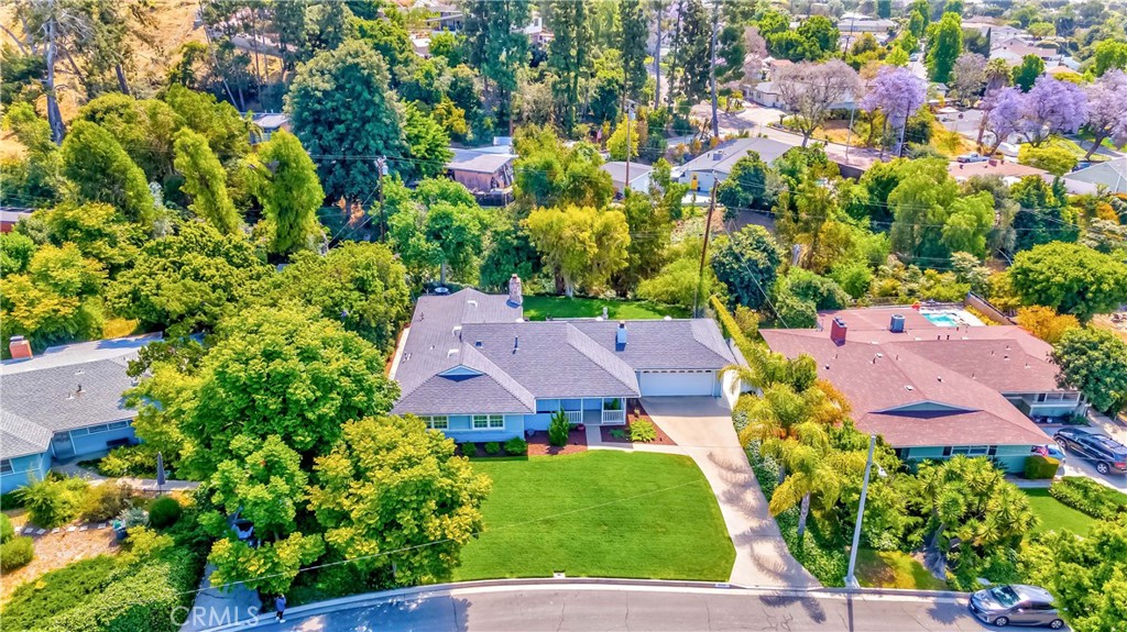 9858 Cullman Avenue