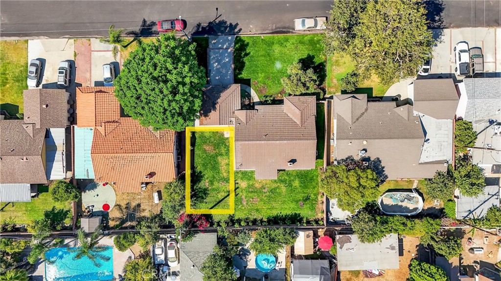 1122 W Glentana Street