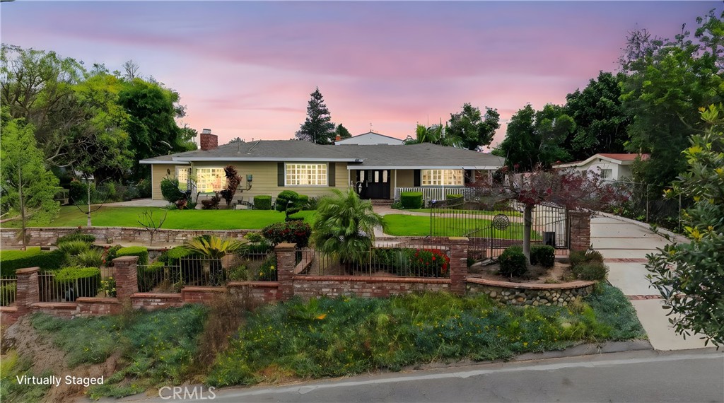 172 Ramona