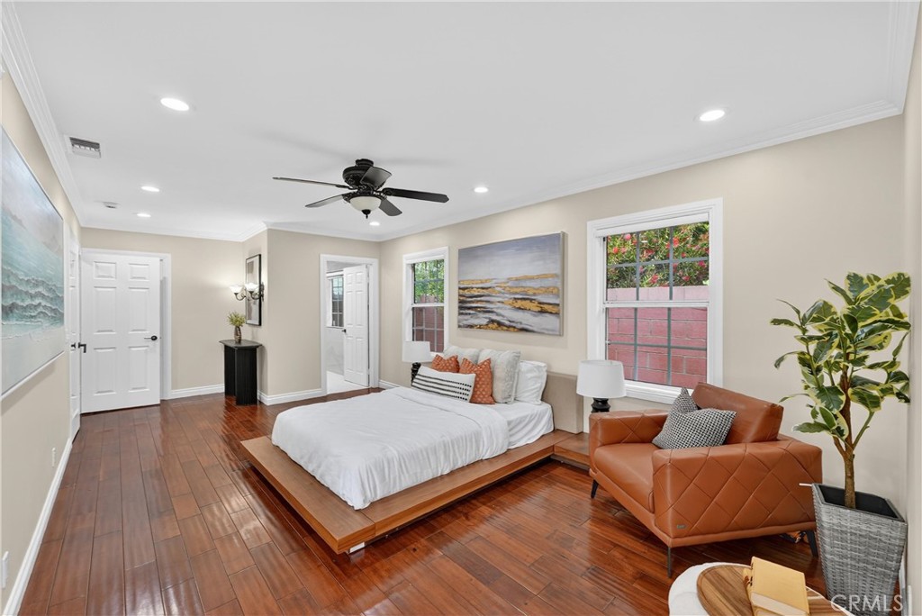 172 Ramona