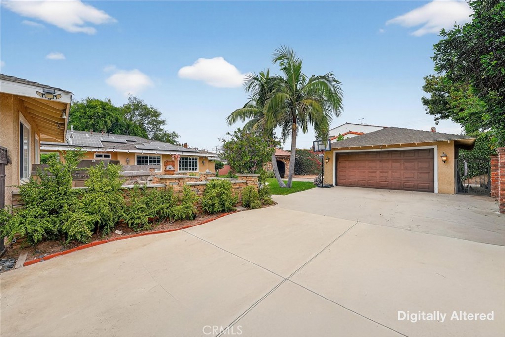 172 Ramona