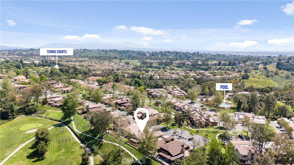 525 Riviera Court