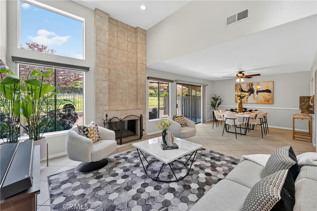 525 Riviera Court