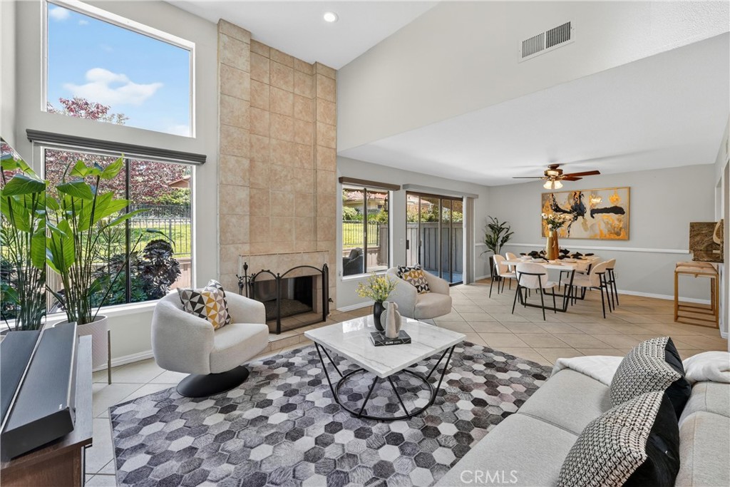 525 Riviera Court