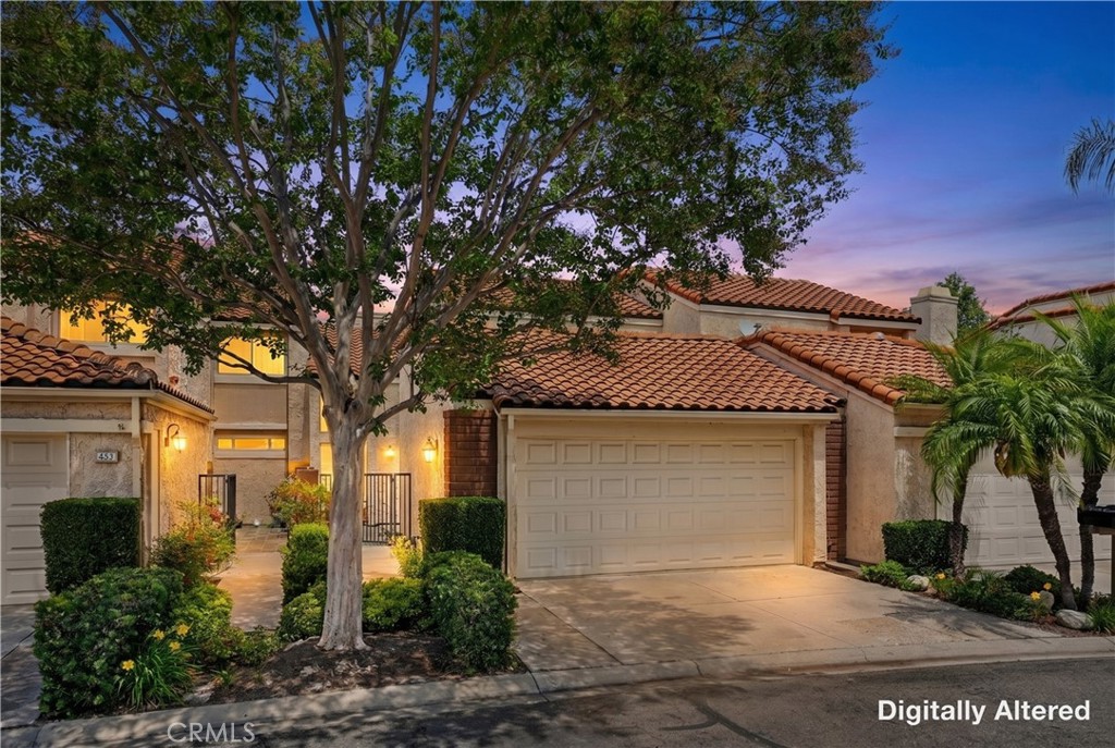 525 Riviera Court