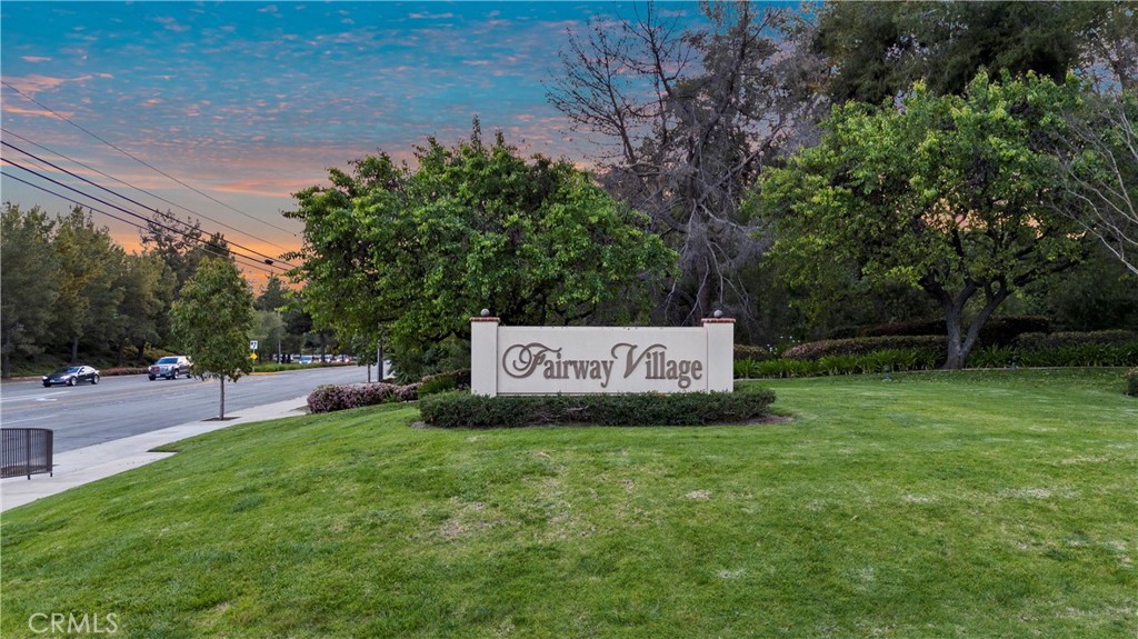 525 Riviera Court