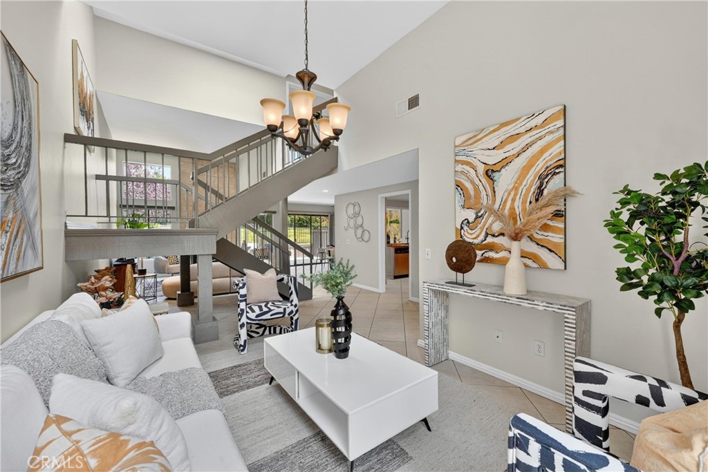 525 Riviera Court