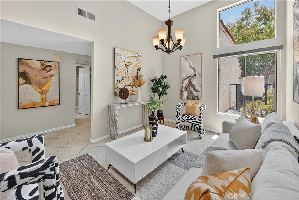 525 Riviera Court