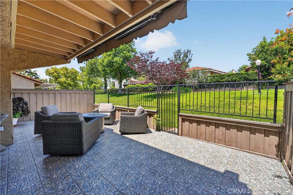 525 Riviera Court