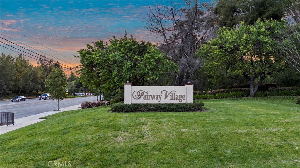 525 Riviera Court