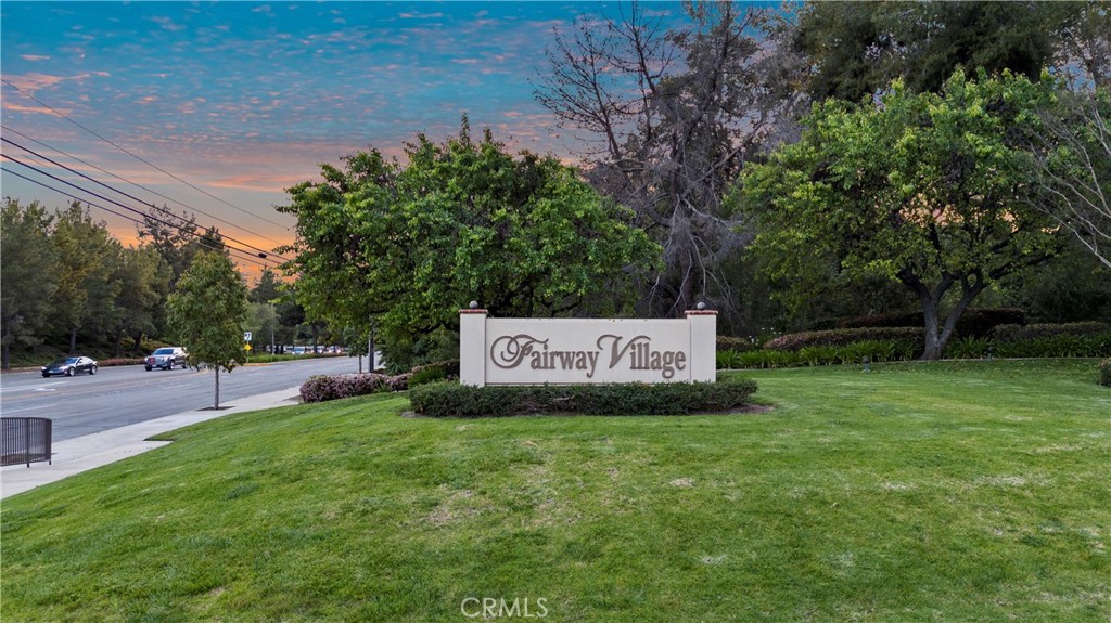 525 Riviera Court