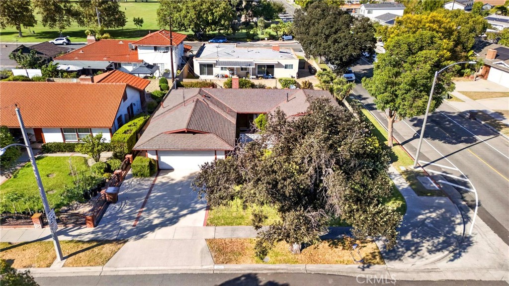 1903 W Chanticleer Road
