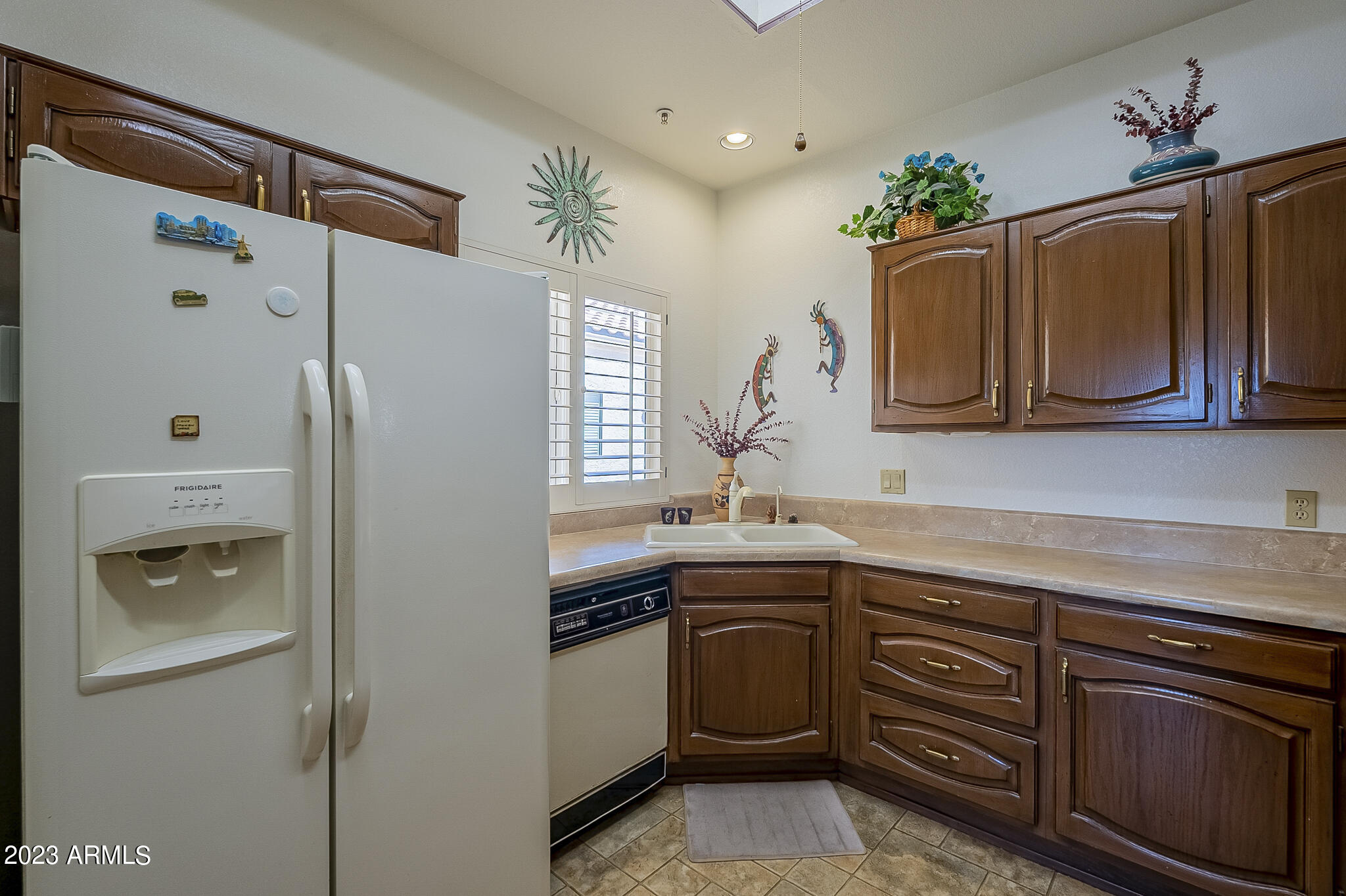 19400 N WESTBROOK Parkway, 340