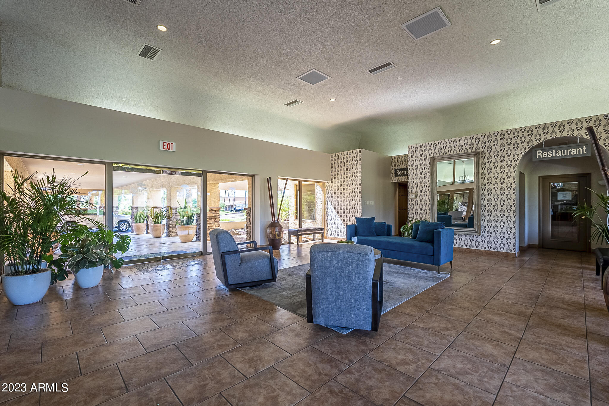 19400 N WESTBROOK Parkway, 340