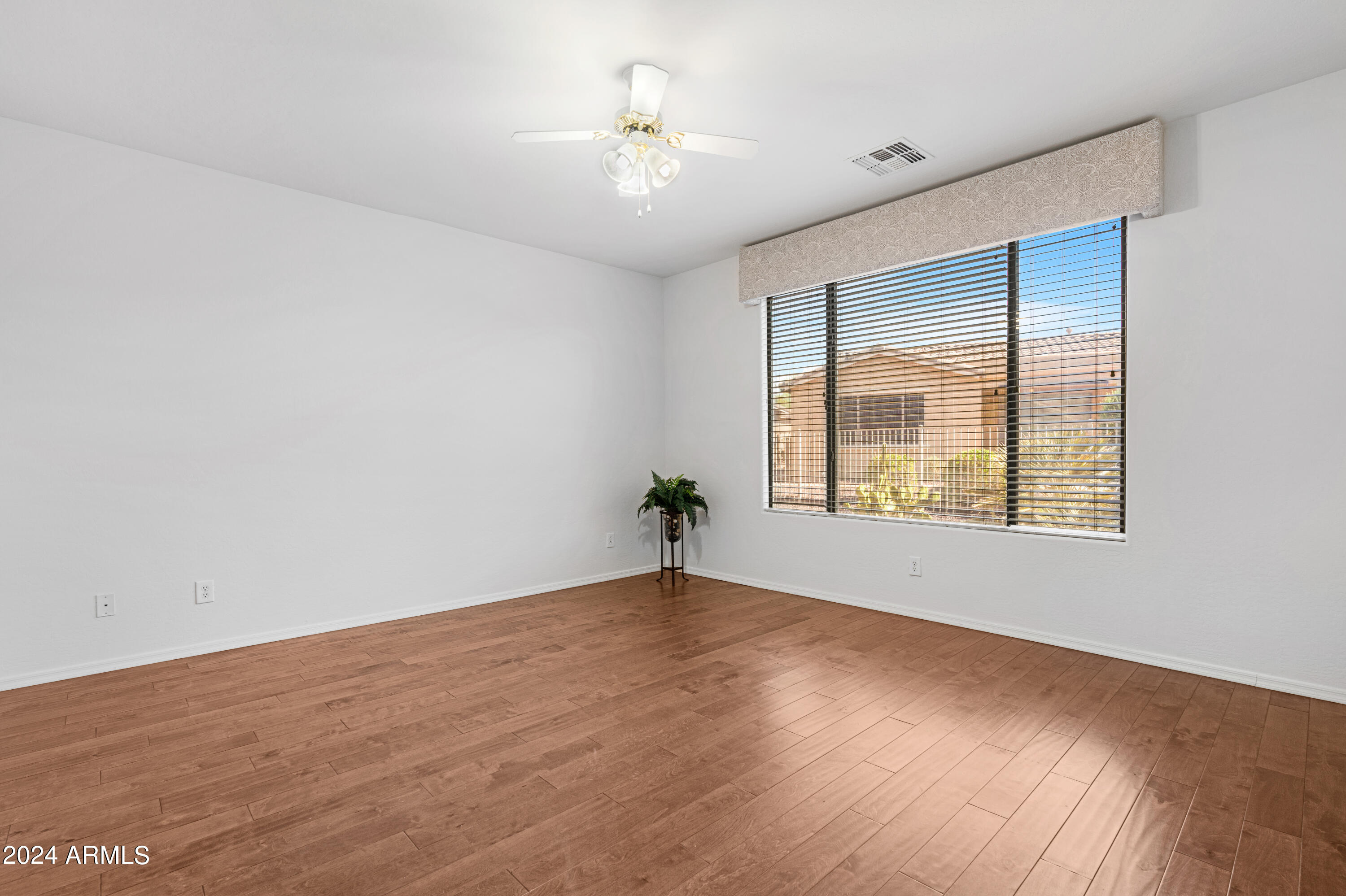 42559 W NORTH STAR Drive