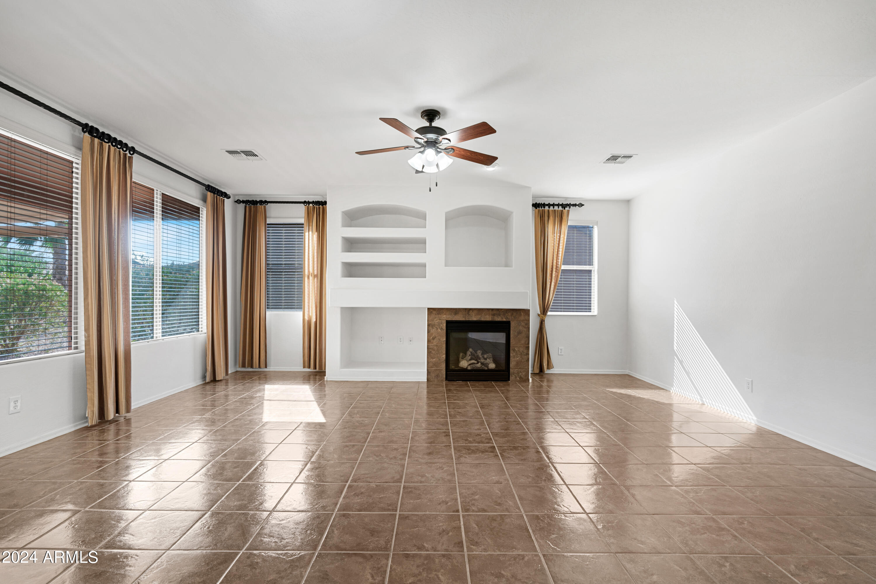 42559 W NORTH STAR Drive
