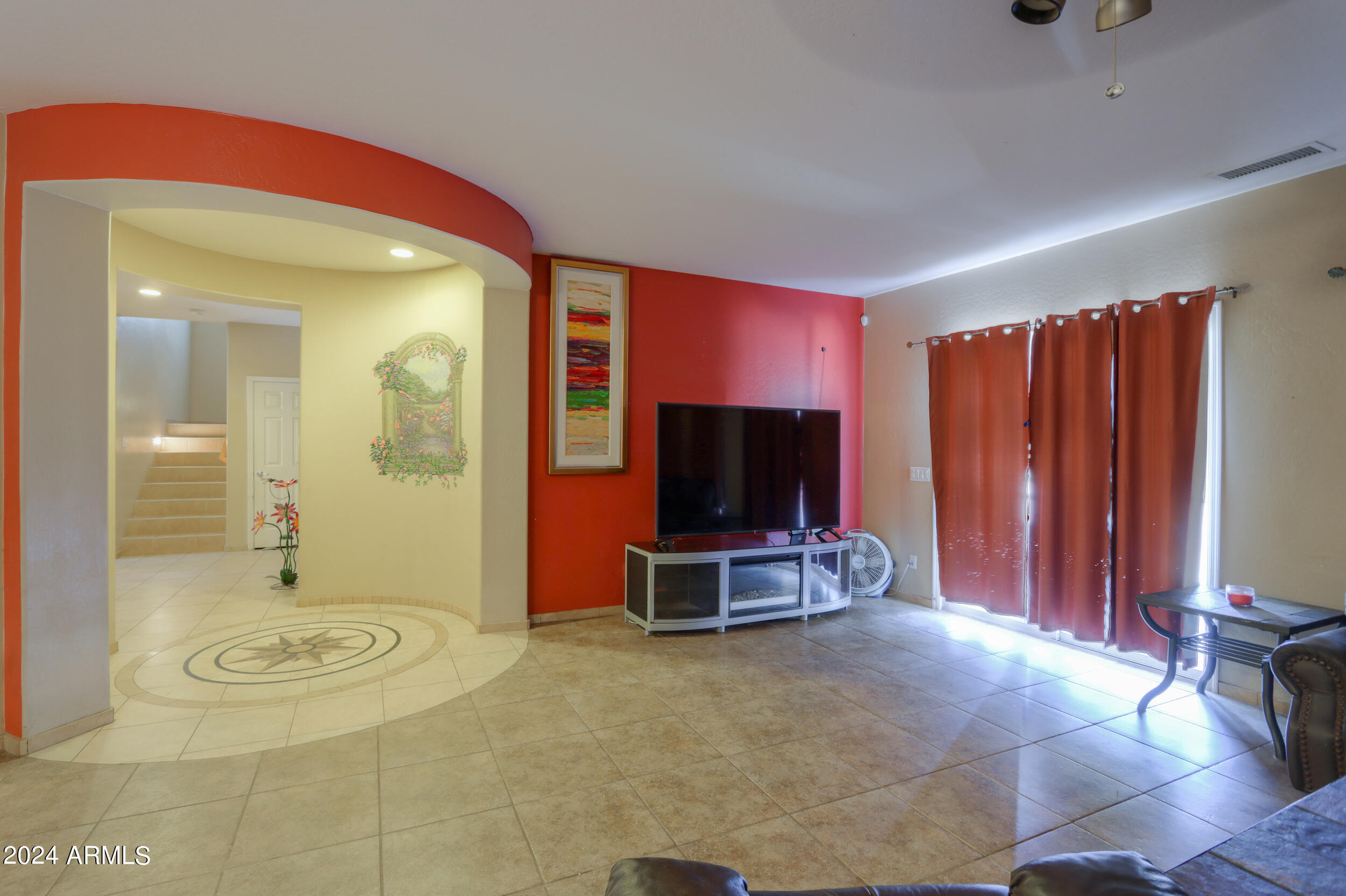 936 E KAPASI Lane