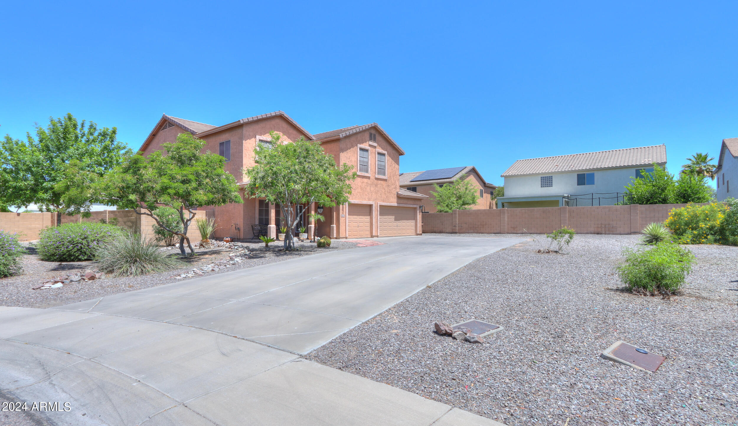 936 E KAPASI Lane