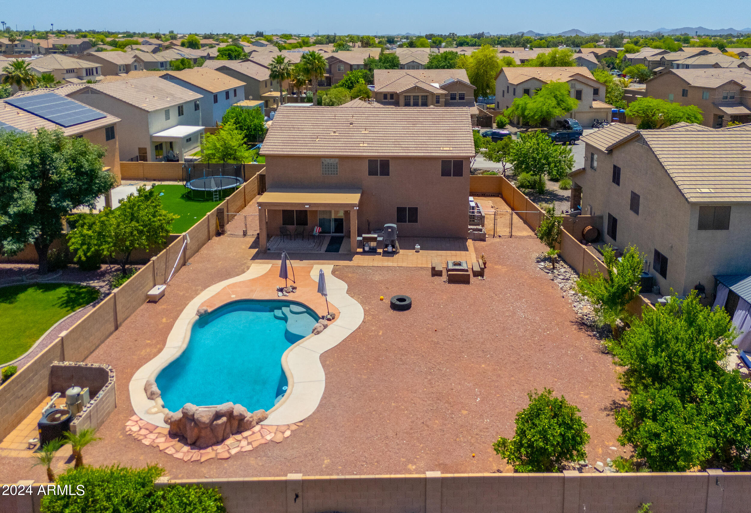 936 E KAPASI Lane