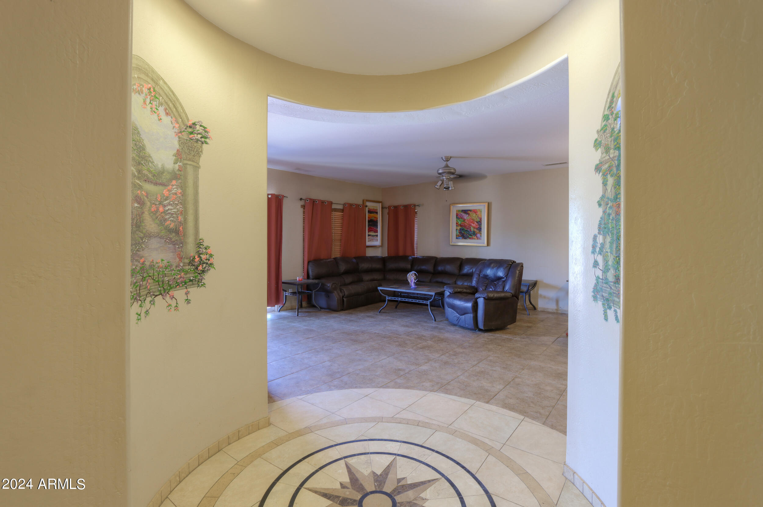 936 E KAPASI Lane