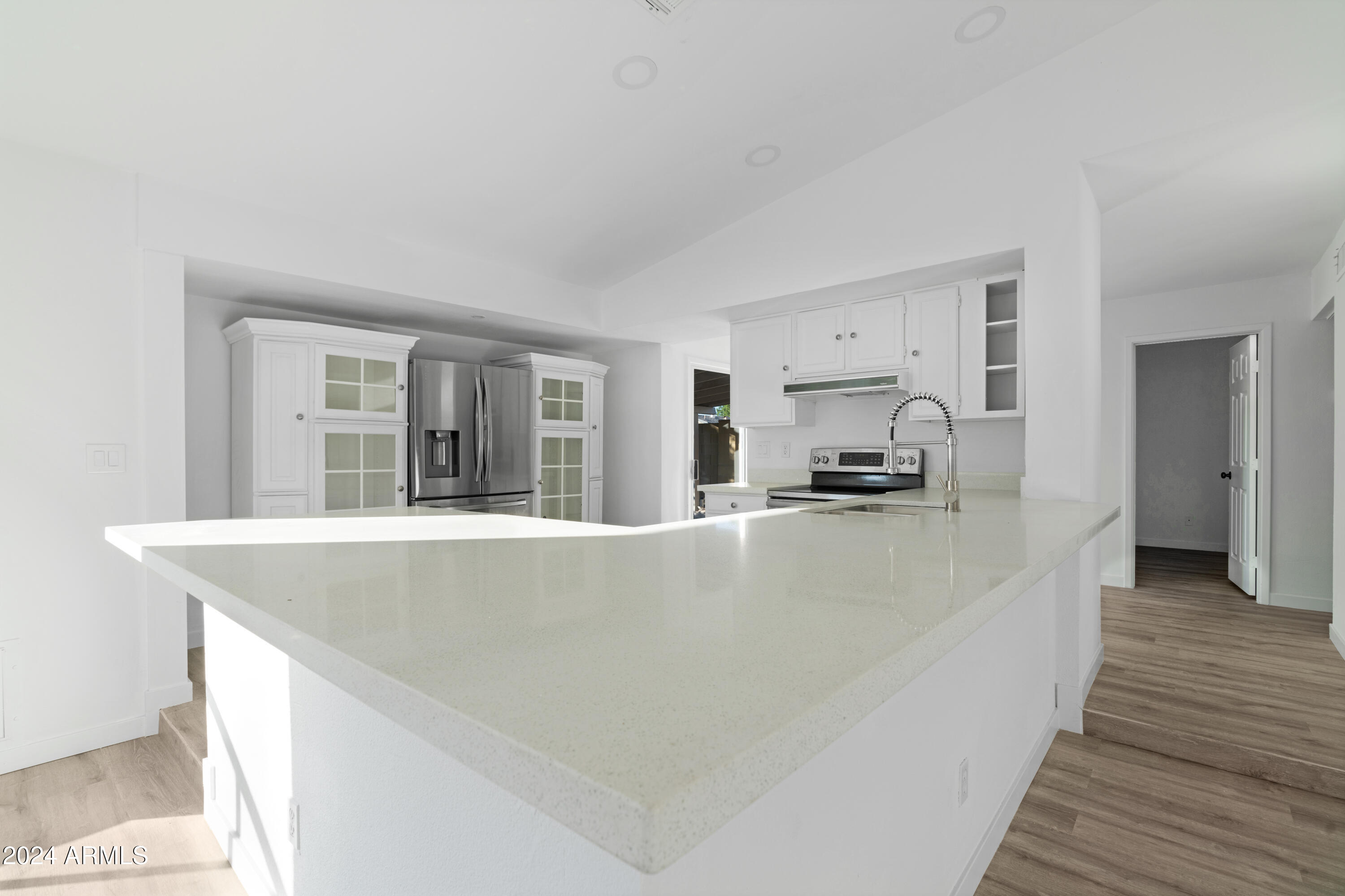 5311 W MOUNTAIN VIEW Road