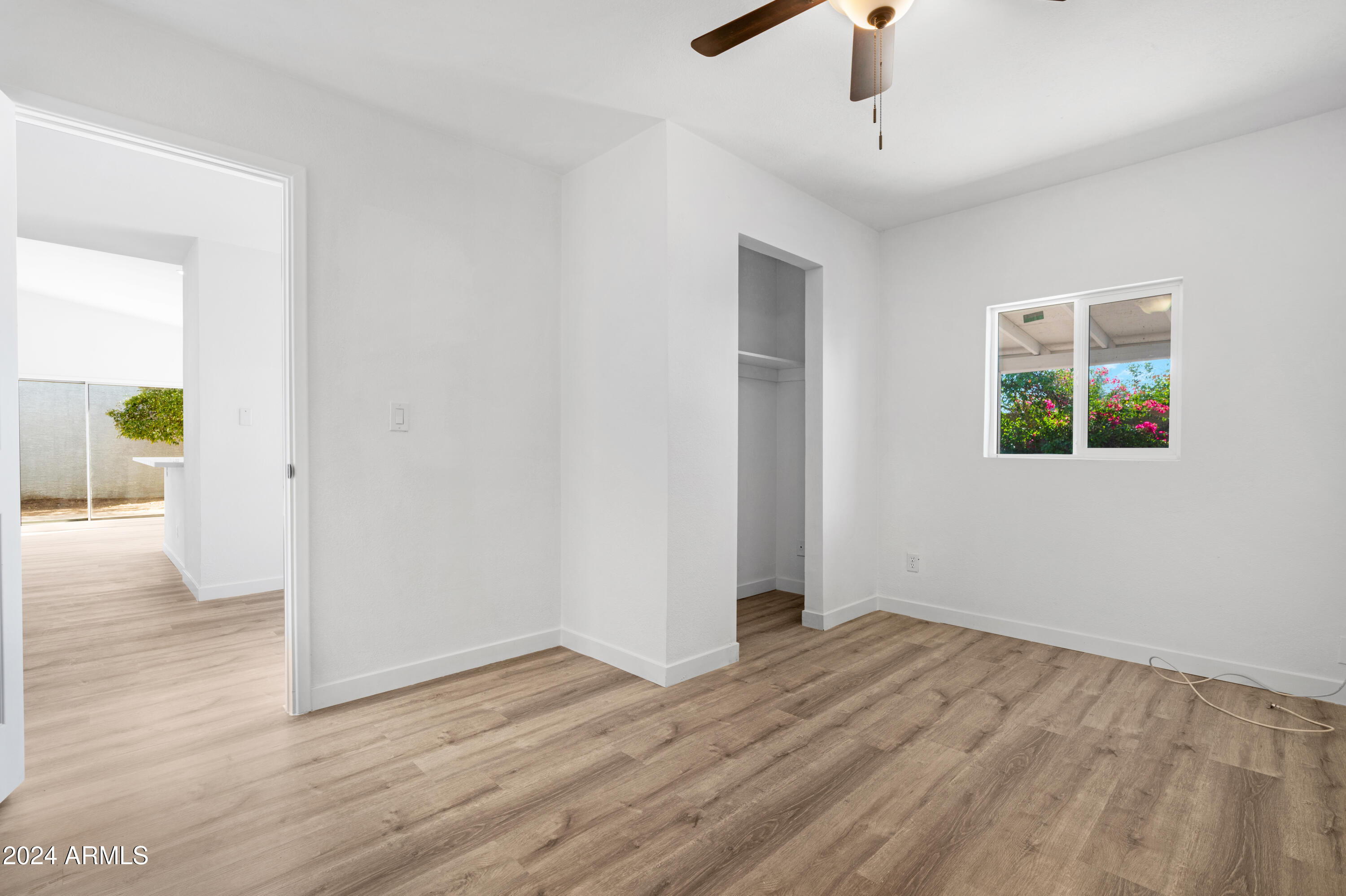 5311 W MOUNTAIN VIEW Road