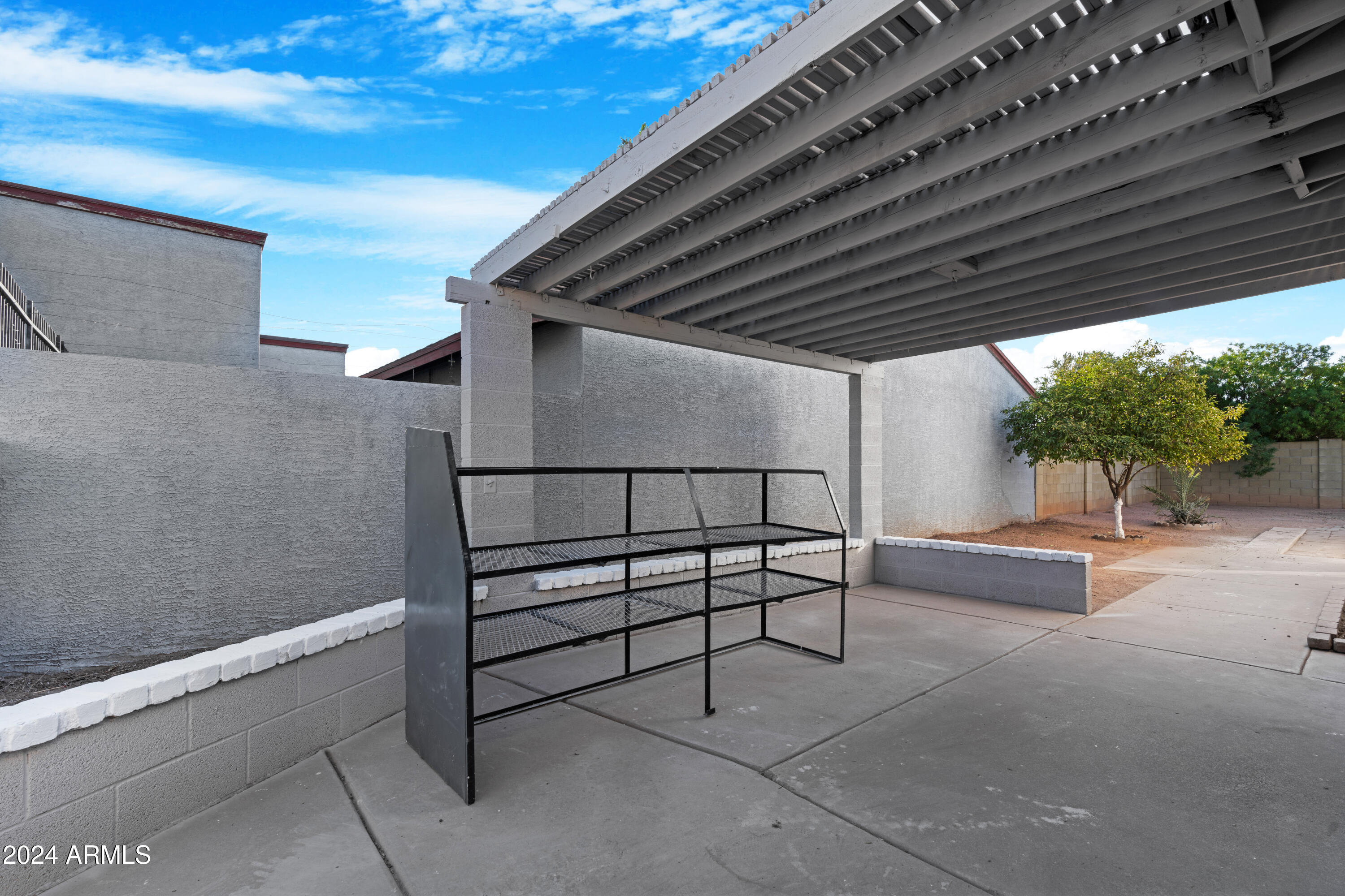 5311 W MOUNTAIN VIEW Road