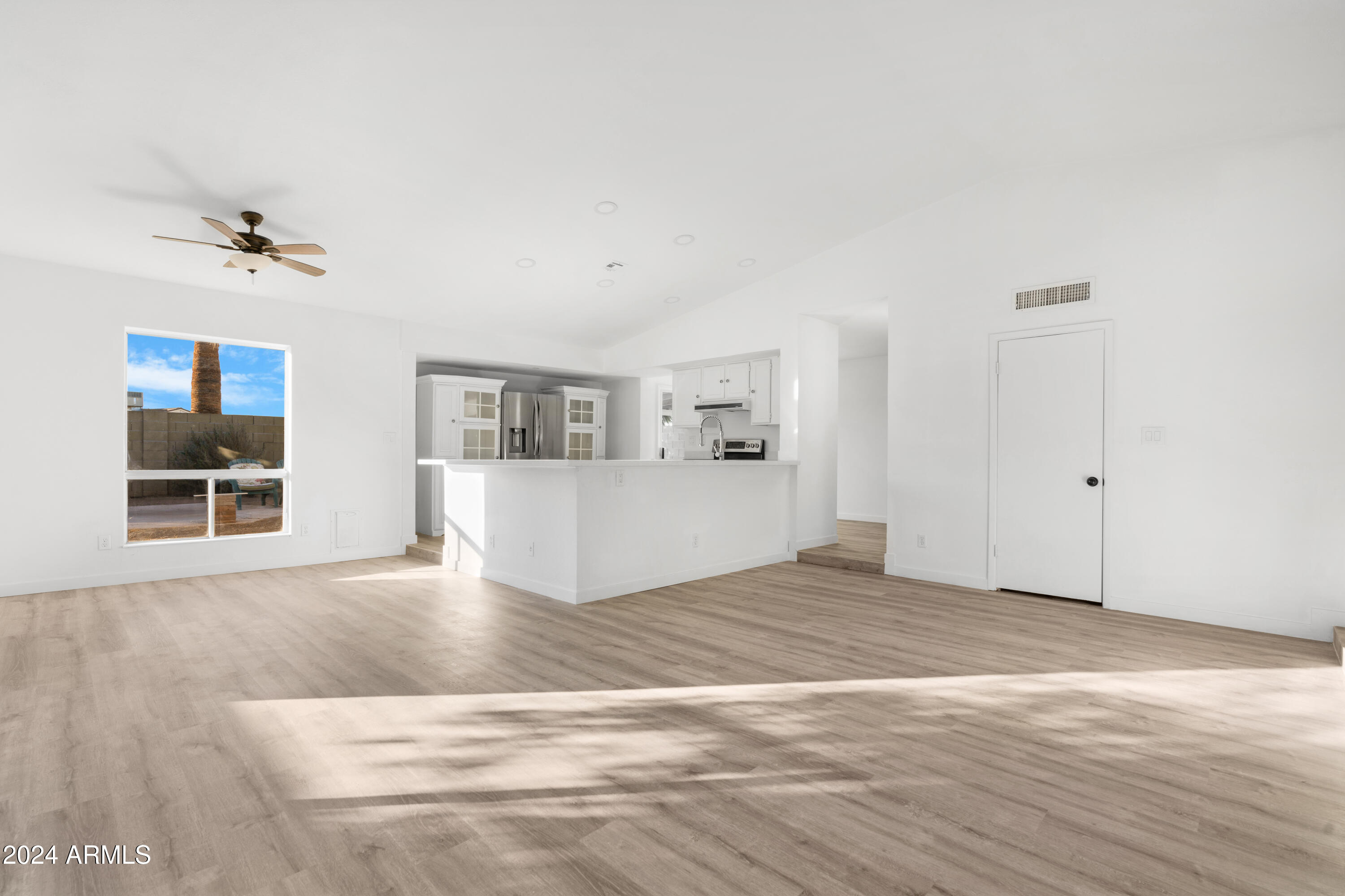 5311 W MOUNTAIN VIEW Road