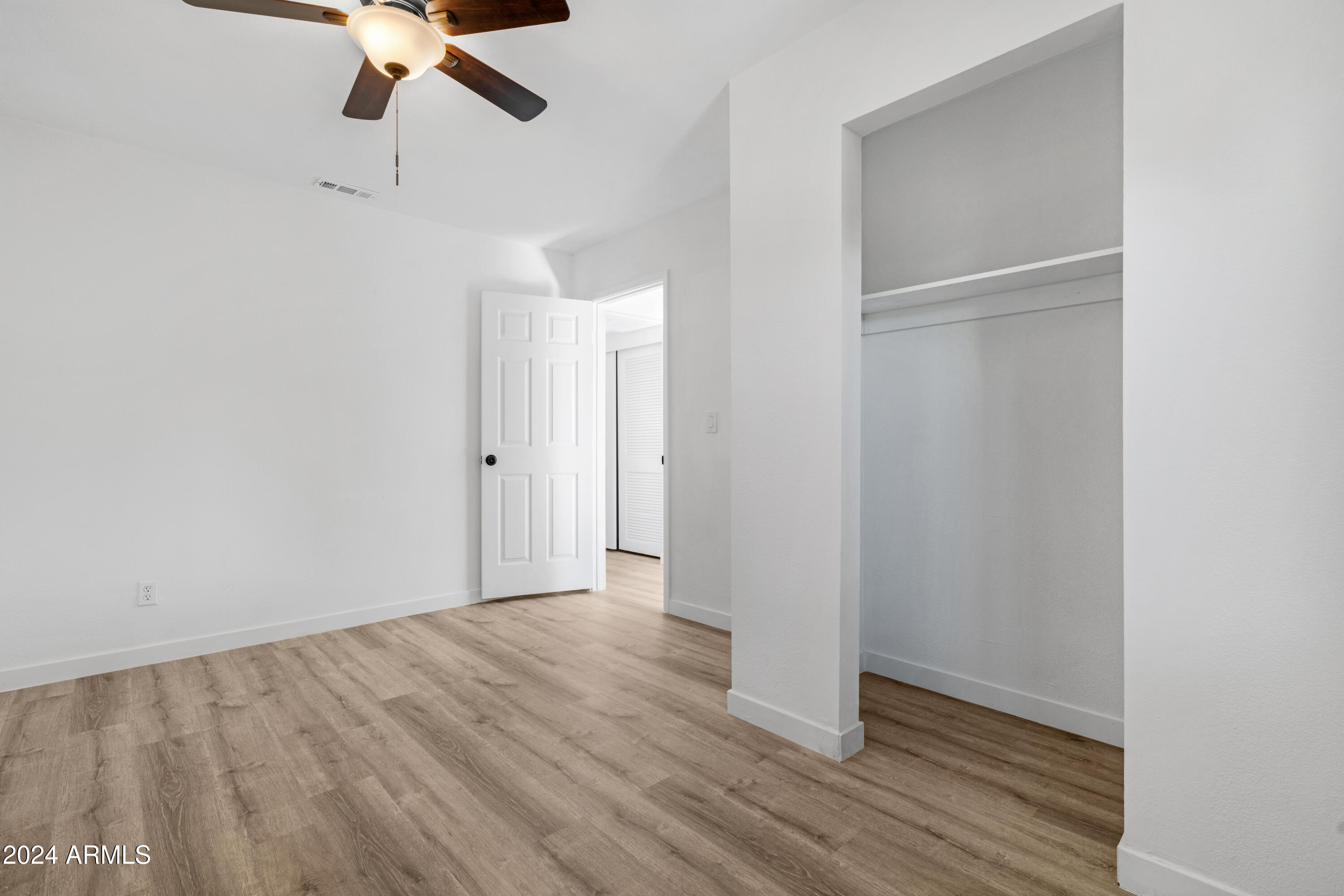 5311 W MOUNTAIN VIEW Road